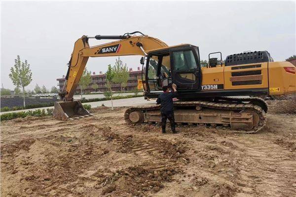 西华县挖掘机学校